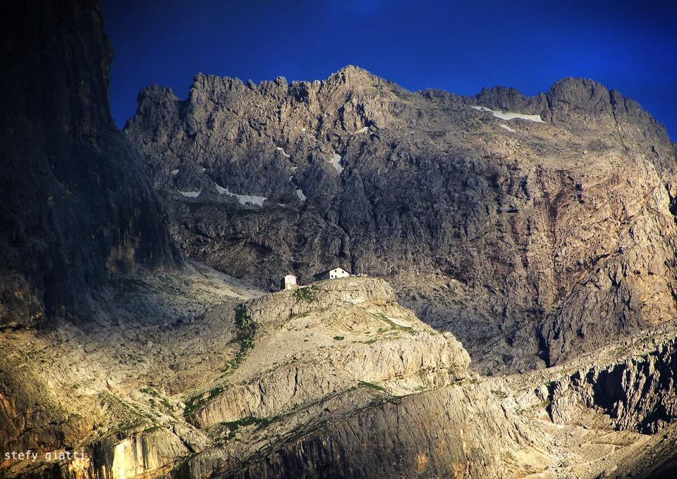 Rifugio Velo Della Madonna Hotel Сан Мартино ди Кастроза Екстериор снимка